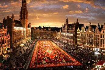 Цветочный ковер в Брюсселе, Цветочный ковер в Брюсселе Бельгия, куда поехать на выходные в Европе, куда слетать на выходные в Европу, куда поехать на выходные в Бельгии, когда цветочный ковер в Брюсселе в 2018 году