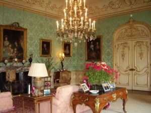 Замок Хайклер Англия ,хайклер замок аббатство даунтон,замок из аббатства даунтон,Замок Хайклер Англия фото