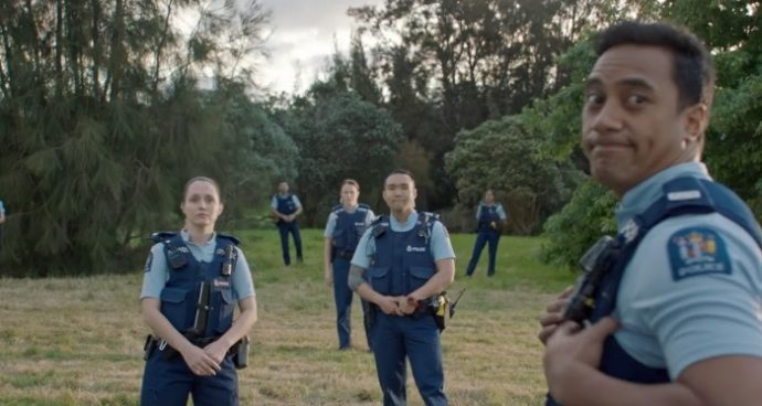 новозеландская полиция ролик о приеме на работу
