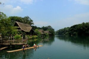 Ресторан Водопад Филиппины, вилла Эскудеро Филиппины, ресторан Водопад Филиппины вилла Эскудеро