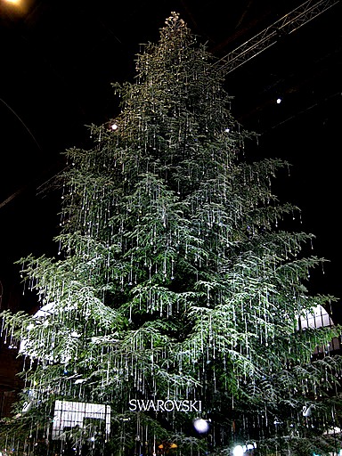 рождественская елка в Цюрихе, рождественская елка сваровски, куда поехать на выходные, елка Swarovski 