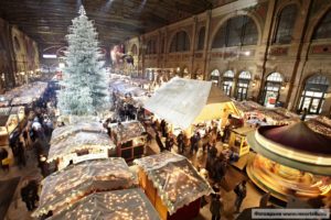 рождественская елка в Цюрихе, рождественская елка сваровски, куда поехать на выходные, елка Swarovski