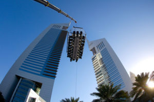 Dinner in the sky, куда поехать на выходные,ресторан в небе, ресторан в воздухе, ресторан в небе в Киеве, самый необычный ресторан в мире