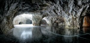 мраморный каньон карелия фото, куда поехать на выходные в карелии, достопримечательности карелии, мраморный каньон зимой