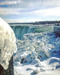 Ниагарский водопад зимой, куда поехать на выходные, ниагарский водопад фото