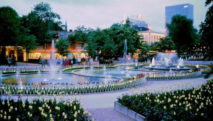 куда поехать на выходные, парк тиволи копенгаген, сады тиволи копенгаген, самый посещаемый парк европы, достопримечательности копенгагена