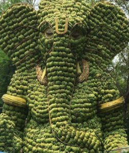 слон Ганеша из миллиона бананов