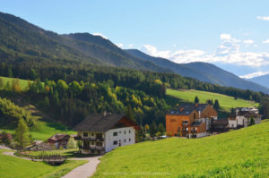 санта мадалена, куда поехать на выходные в европу, куда слетать на выходные в европу, куда поехать на выходные в европе, куда поехать на выходные в италии, santa maddalena деревня, santa-maddalena Италия