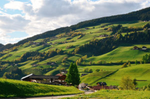 санта мадалена, куда поехать на выходные в европу, куда слетать на выходные в европу, куда поехать на выходные в европе, куда поехать на выходные в италии, santa maddalena деревня, santa-maddalena Италия