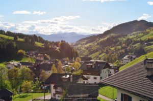 санта мадалена, куда поехать на выходные в европу, куда слетать на выходные в европу, куда поехать на выходные в европе, куда поехать на выходные в италии, santa maddalena деревня, santa-maddalena Италия