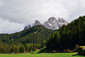 санта мадалена, куда поехать на выходные в европу, куда слетать на выходные в европу, куда поехать на выходные в европе, куда поехать на выходные в италии, santa maddalena деревня, santa-maddalena Италия
