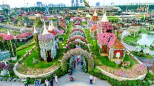 дубайский чудо сад, куда поехать на выходных в дубай, Парк цветов "Dubai Miracle Garden",Dubai Miracle Garden, парк цветов в Дубай, куда поехать на выходные заграницей, куда поехать на выходные в европе