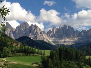 санта мадалена, куда поехать на выходные в европу, куда слетать на выходные в европу, куда поехать на выходные в европе, куда поехать на выходные в италии, santa maddalena деревня, santa-maddalena Италия