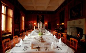 Замок Данробин (Dunrobin Castle) Шотландия, куда поехать на выходные в Шотландии, куда поехать на выходные в Европе, куда слетать на выходные в Европу, Соколиная охота в Европе, соколиная охота посмотреть