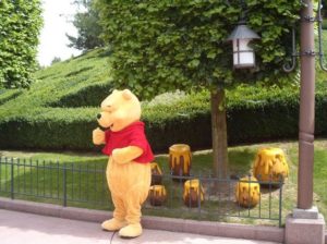 диснейленд париж цены, диснейленд париж аттракционы,диснейленд париж фото, диснейленд париж отзывы, диснейленд париж видео,диснейленд париж зимой, куда поехать на выходные в Париже, куда слетать на выходные в Европу, куда слетать в Европу, куда поехать на майские выходные в Европу