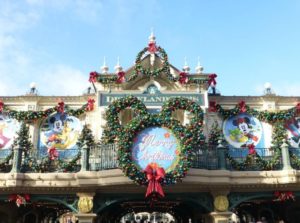 диснейленд париж цены, диснейленд париж аттракционы,диснейленд париж фото, диснейленд париж отзывы, диснейленд париж видео,диснейленд париж зимой, куда поехать на выходные в Париже, куда слетать на выходные в Европу, куда слетать в Европу, куда поехать на майские выходные в Европу