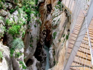 куда поехать на выходные в Испании, ку поехать на выходные в Европу, куда поехать на майские выходные в Европу, куда на выходные слетать в Европу, Тропа Короля Испания,