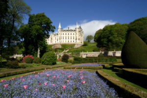 Замок Данробин (Dunrobin Castle) Шотландия, куда поехать на выходные в Шотландии, куда поехать на выходные в Европе, куда слетать на выходные в Европу, Соколиная охота в Европе, соколиная охота посмотреть