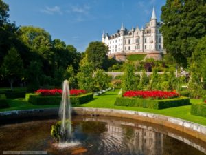 Замок Данробин (Dunrobin Castle) Шотландия, куда поехать на выходные в Шотландии, куда поехать на выходные в Европе, куда слетать на выходные в Европу, Соколиная охота в Европе, соколиная охота посмотреть