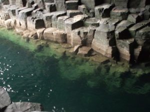 куда поехать на выходные в Европу, куда слетать на выходные в Европу, куда поехать на выходные в Шотландии, остров Стаффу, Фингалова пещера в Шотландии, самая красивая пещера в мире, самая красивая пещера,самые интересные места Европы