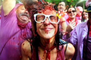 Винные бои в Аро,Винные бои в Испании, куда поехать на выходные в Европу, куда на выходные слетать в Европу, фестивали Испании