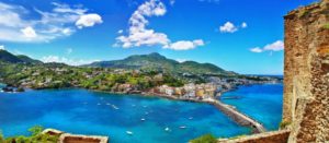 Арагонский замок на острове Искья, куда поехать на выходные в Европе, куда слетать на выходные в Европе, интересные места в Европе, куда поехать на выходные в Италии