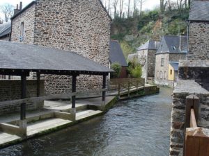 куда поехать на выходные в Европу, куда поехать на выходные во Франции, куда слетать на выходные в Европе, интересные места Европы, средневековые крепости Франции, старинные крепости в Европе, крепость Фужер