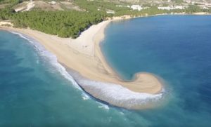 куда поехать на выходные в Европу,лучшие пляжи Европы, где отдохнуть в Европе, куда слетать на выходные в Европе, морской отдых в Европе, пляжный отдых в Европе, пляж Золотой Рог в Хорватии,пляж Золотой Рог в Хорватии как добраться