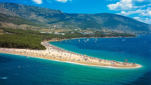  куда поехать на выходные в Европу,лучшие пляжи Европы, где отдохнуть в Европе, куда слетать на выходные в Европе, морской отдых в Европе, пляжный отдых в Европе, пляж Золотой Рог в Хорватии,пляж Золотой Рог в Хорватии как добраться