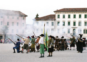 Интересные места в Италии, куда поехать в Италии, куда поехать на выходные в Европу, интересные места Европы, Пальманова Италия, Пальманова история, Пальманова фото, фестиваль в Пальманова