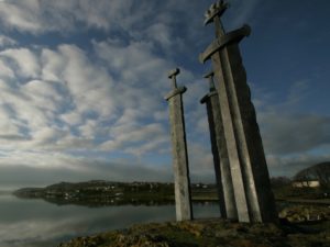Памятник Мечи в камне (Sverd i fjell) в Норвегии