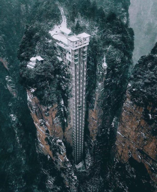 Лифт ста драконов в Китае, самый высокий лифт в мире, лифт байлун
