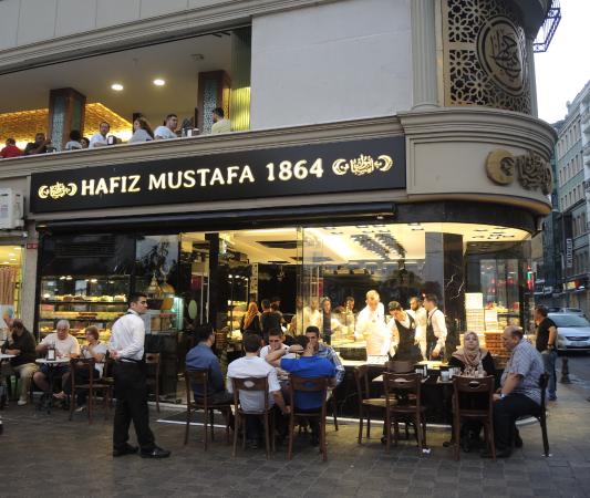кафе Hafiz Mustafa 1864, адрес кафе и кондитерской Хафиз Мустафа 1864 в Стамбуле, где продают самые вкусные турецкие сладости в Стамбуле, как купить сладости Хафиз Мустафа 1864, Где Хафиз Мустафа 1864 в Стамбуле Х