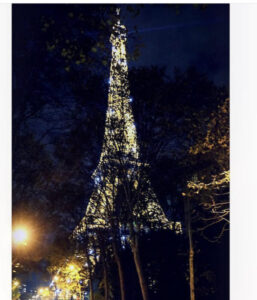 Лучшие виды на Эйфелеву башню в Париже, лучших мест откуда хорошо видно Эйфелеву башню, лучшие места для фото Эйфелевой башни