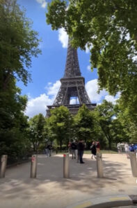 Лучшие виды на Эйфелеву башню в Париже, лучших мест откуда хорошо видно Эйфелеву башню, лучшие места для фото Эйфелевой башни