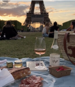 Лучшие виды на Эйфелеву башню в Париже, лучших мест откуда хорошо видно Эйфелеву башню, лучшие места для фото Эйфелевой башни