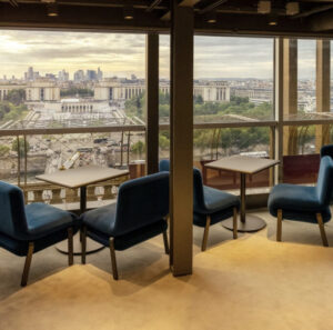 рестораны эйфелевой башни, рестораны на эйфелевой башне в париже, ресторан на эйфелевой башне на каком этаже, рестораны в эйфелевой башне, ресторан в эйфелевой башне Мадам Брассери, Мадам Брассери, в эйфелевой башне есть ресторан, сколько ресторанов в эйфелевой башне