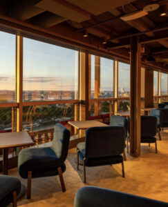 рестораны эйфелевой башни, рестораны на эйфелевой башне в париже, ресторан на эйфелевой башне на каком этаже, рестораны в эйфелевой башне, ресторан в эйфелевой башне Мадам Брассери, Мадам Брассери, в эйфелевой башне есть ресторан, сколько ресторанов в эйфелевой башне