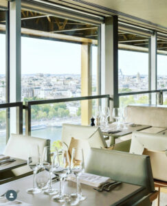 рестораны эйфелевой башни, рестораны на эйфелевой башне в париже, ресторан на эйфелевой башне на каком этаже, рестораны в эйфелевой башне, ресторан в эйфелевой башне Мадам Брассери, Мадам Брассери, в эйфелевой башне есть ресторан, сколько ресторанов в эйфелевой башне