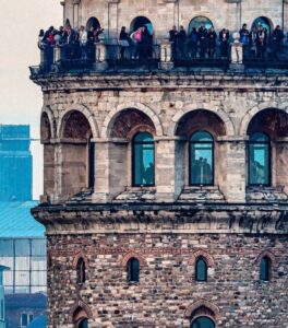 смотровые площадки стамбула, самая высокая смотровая площадка в Стамбуле, смотровая площадка с чайками в Стамбуле, смотровая площадка в азиатской части стамбула, смотровая площадка в европейской части стамбула, смотровая площадка на босфор, бесплатные смотровые площадки стамбула, самые красивые смотровые площадки стамбула, смотровая площадка сапфир стамбул как добраться