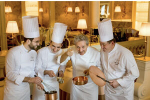 Лучшие рестораны Мишлен в Париже, мишленовские рестораны в Париже, лучшие рестораны парижа мишлен, самые лучшие рестораны парижа, лучшие рестораны парижа с живой музыкой, лучшие бюджетные рестораны парижа, красивые рестораны парижа