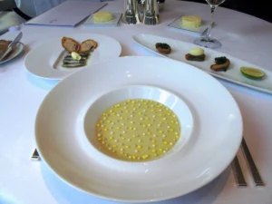 Лучшие рестораны Мишлен в Париже, мишленовские рестораны в Париже, лучшие рестораны парижа мишлен, самые лучшие рестораны парижа, лучшие рестораны парижа с живой музыкой, лучшие бюджетные рестораны парижа, красивые рестораны парижа