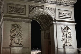 Триумфальная арка в Париже, Триумфальная арка в Париже история, Триумфальная арка в Париже как добраться, Триумфальная арка в Париже где находится, Триумфальная арка в Париже экскурсия на русском языке, Триумфальная арка в Париже аудиогид, Триумфальная арка в Париже билеты, билеты на Триумфальная арка в Париже, Триумфальная арка в Париже где находится, как подняться на Триумфальную арку в Париже