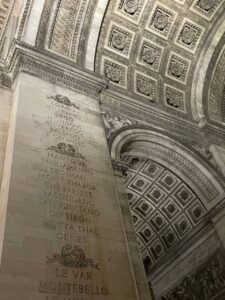 Триумфальная арка в Париже, Триумфальная арка в Париже история, Триумфальная арка в Париже как добраться, Триумфальная арка в Париже где находится, Триумфальная арка в Париже экскурсия на русском языке, Триумфальная арка в Париже аудиогид, Триумфальная арка в Париже билеты, билеты на Триумфальная арка в Париже, Триумфальная арка в Париже где находится, как подняться на Триумфальную арку в Париже