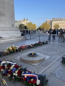 Триумфальная арка в Париже, Триумфальная арка в Париже история, Триумфальная арка в Париже как добраться, Триумфальная арка в Париже где находится, Триумфальная арка в Париже экскурсия на русском языке, Триумфальная арка в Париже аудиогид, Триумфальная арка в Париже билеты, билеты на Триумфальная арка в Париже, Триумфальная арка в Париже где находится, как подняться на Триумфальную арку в Париже